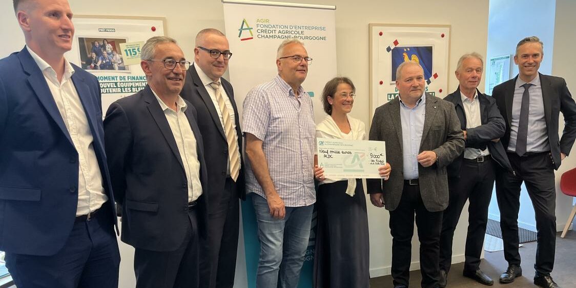 Un bon coup depouce pour l’association des cadoles de Champagne